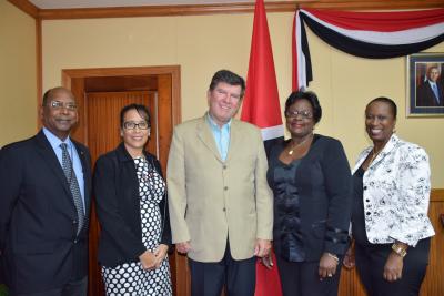 Caption: Assistant Director (Ag.), Technical Cooperation Unit, Ministry of Planning and Development, Mr. Terry Mohomed; Liaison Officer, Ms. Aurora Noguera-Ramkissoon; Regional Director of the UNFPA Caribbean and Latin America Office, Mr. Esteban Caballero; Minister of Planning and Development, the Honourable Camille Robinson-Regis; Director, UNFPA Sub-Regional Office for the Caribbean, Ms. Sheila Rouseau pose for a photo. (Photo courtesy the Ministry of Planning and Development)